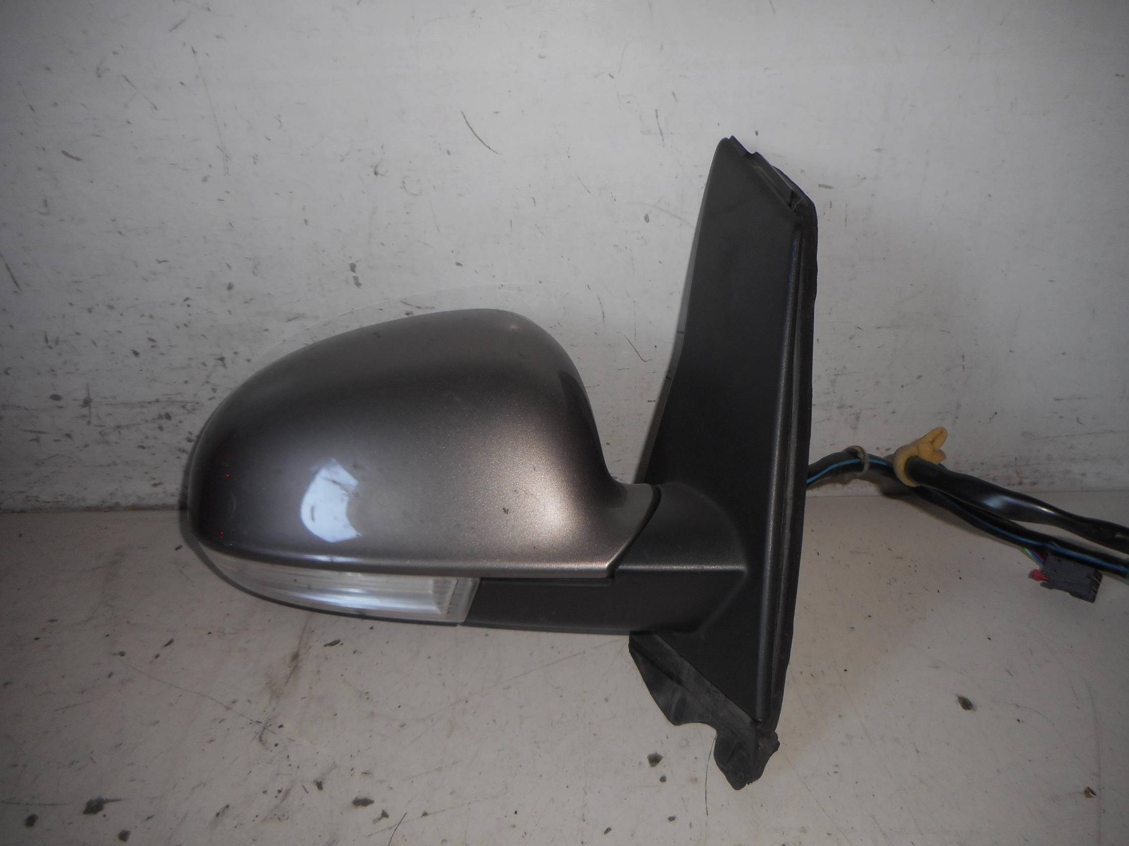 Retrovisore est. regolaz. elettr. dx.